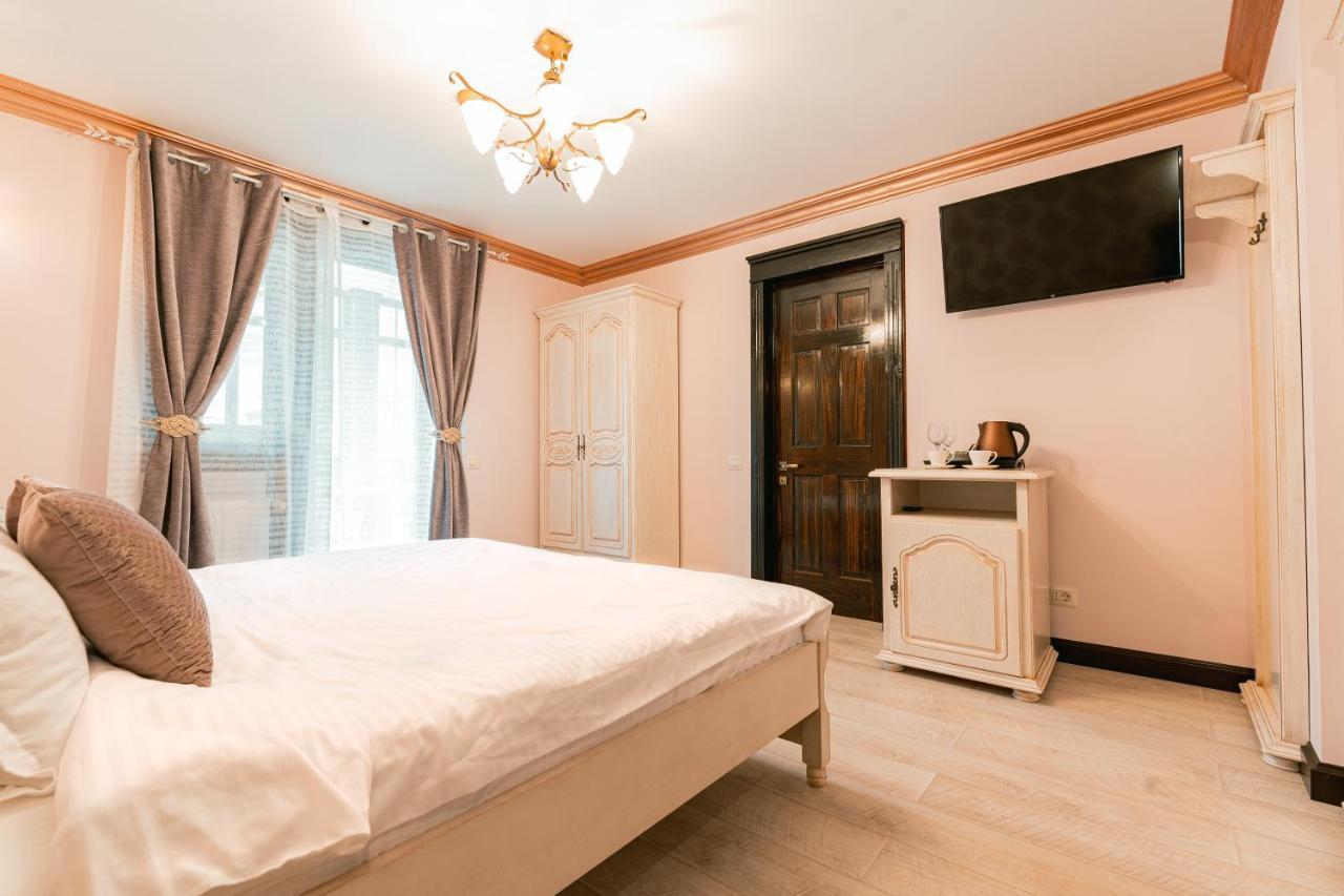 Vila Genia Câmpulung Moldovenesc Buitenkant foto